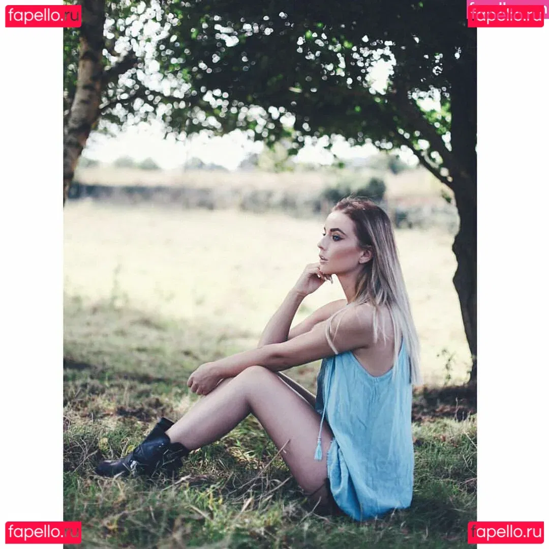 Hollie Sparrow Onlyfans Photo Gallery 