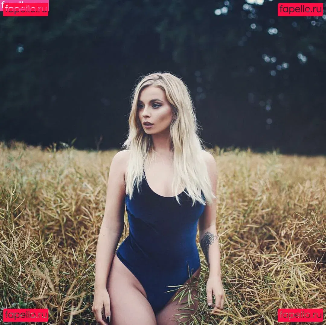 Hollie Sparrow Onlyfans Photo Gallery 