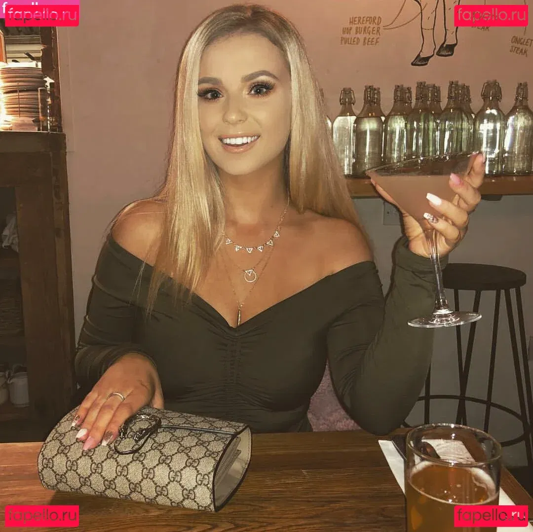 Hollie Sparrow Onlyfans Photo Gallery 