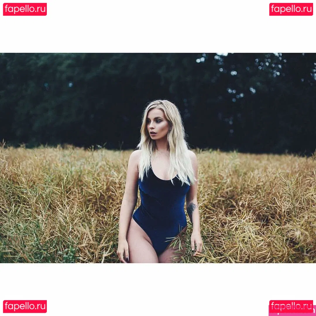 Hollie Sparrow Onlyfans Photo Gallery 