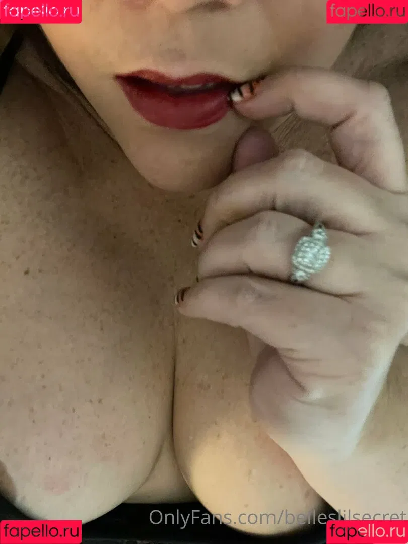 belleslilsecret Onlyfans Photo Gallery 