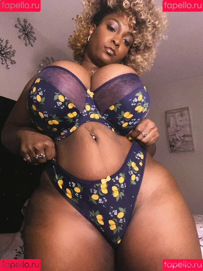 msamore4u Onlyfans Photo Gallery 