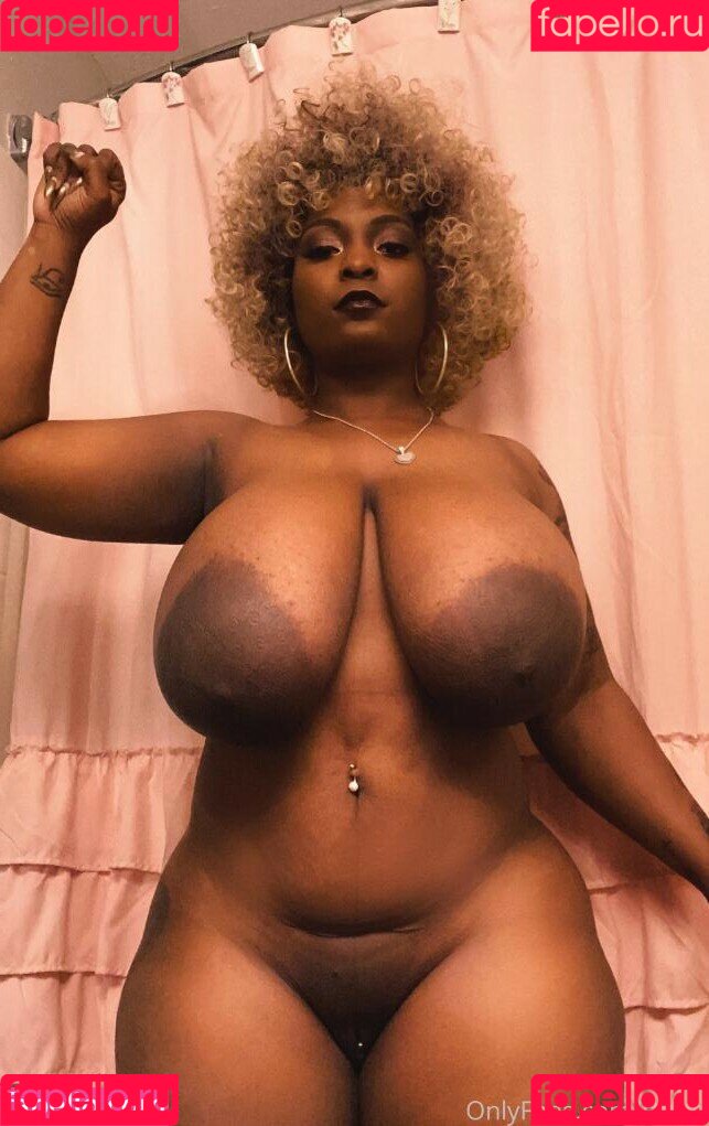 msamore4u Onlyfans Photo Gallery 