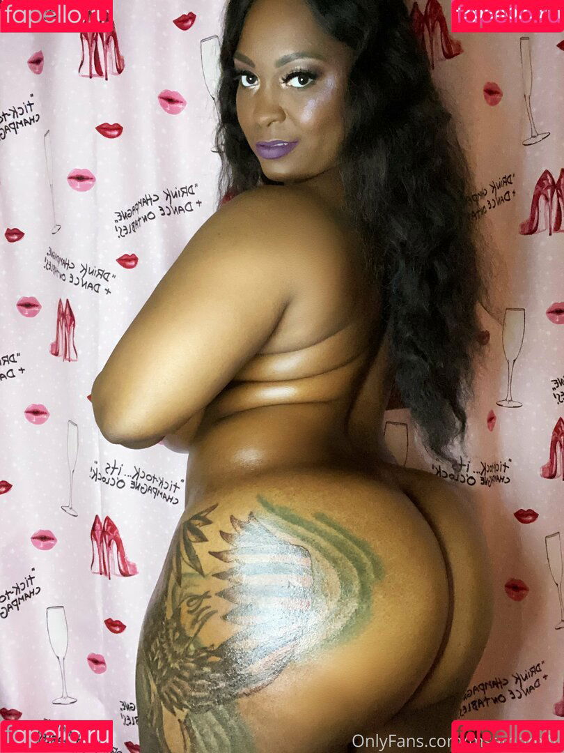 msamore4u Onlyfans Photo Gallery 
