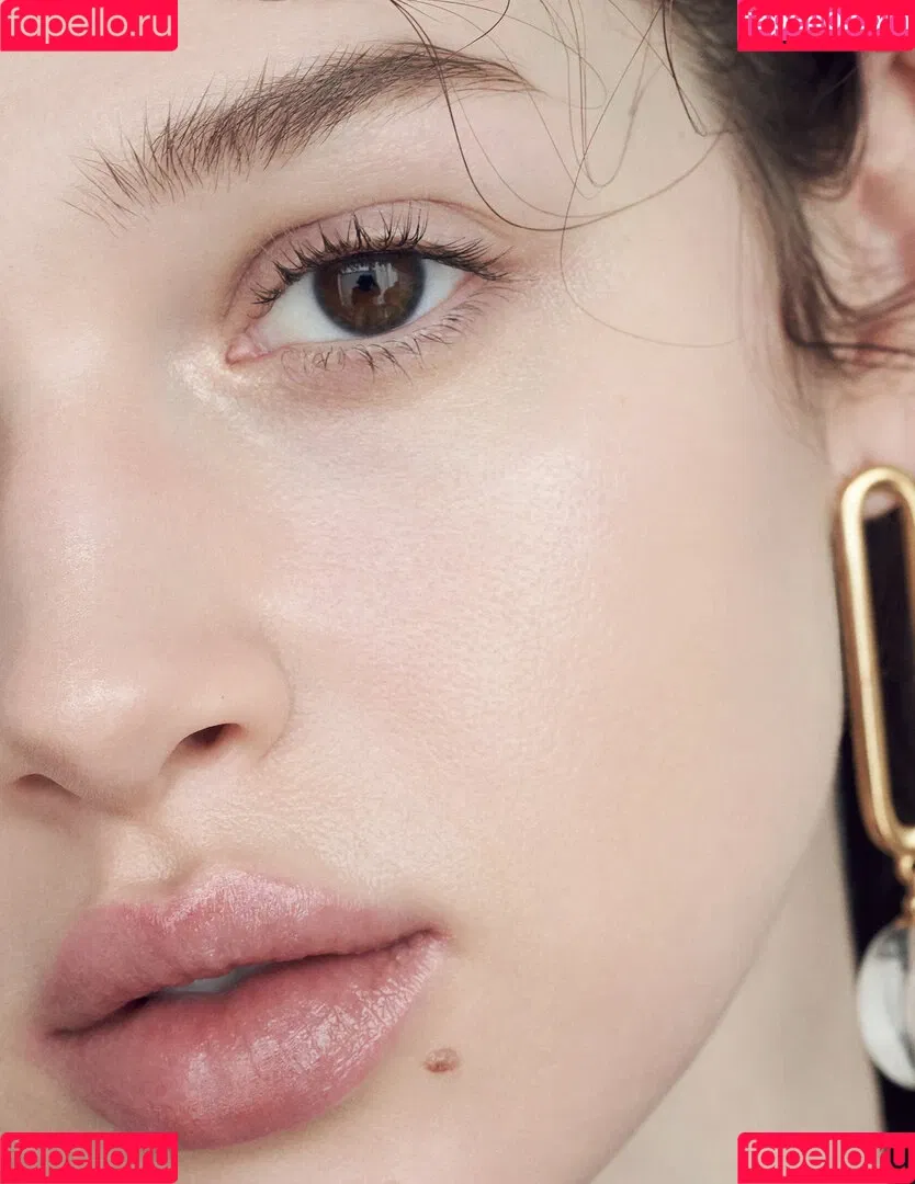 Anais Pouliot Onlyfans Photo Gallery 