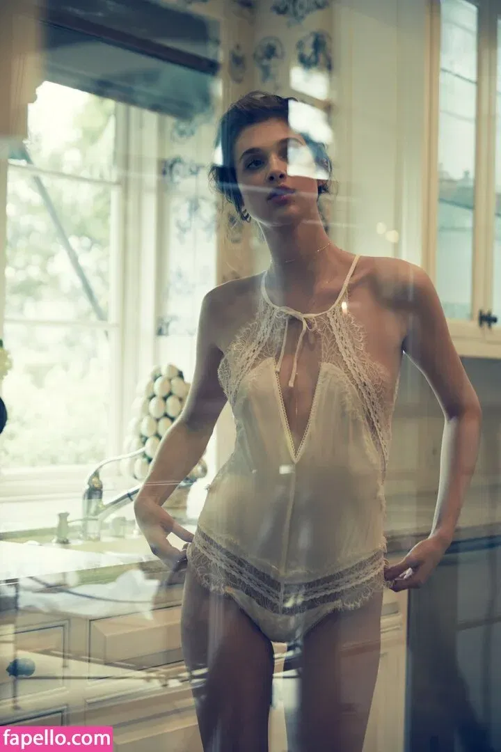 Anais Pouliot Onlyfans Photo Gallery 