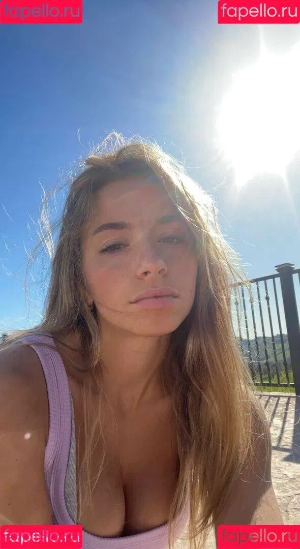 Sadie Mckenna Onlyfans Photo Gallery 