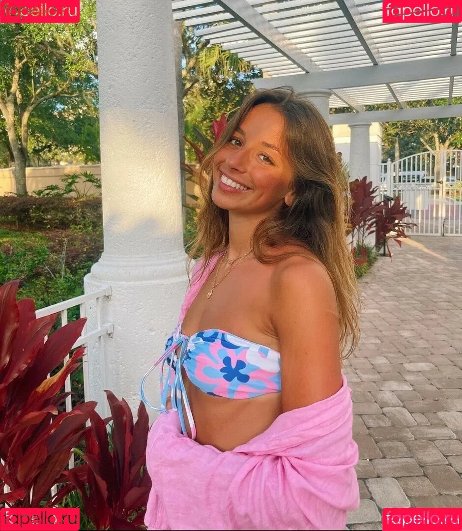 Sadie Mckenna Onlyfans Photo Gallery 