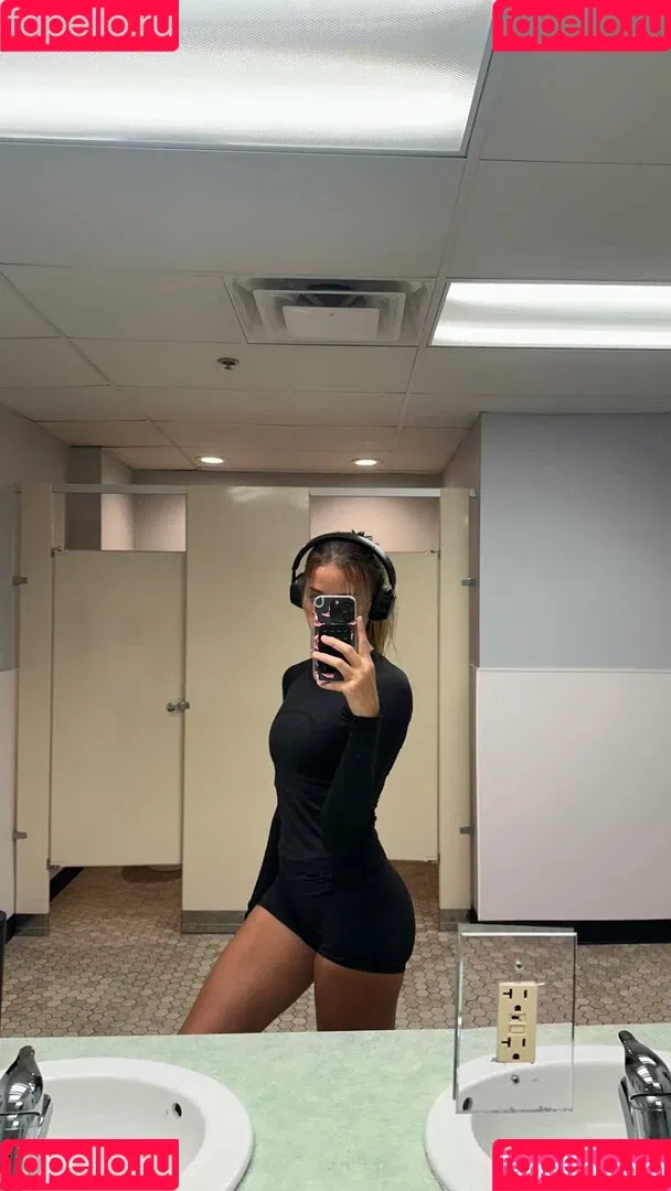 Sadie Mckenna Onlyfans Photo Gallery 