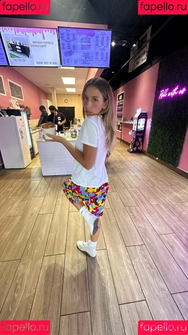 Sadie Mckenna Onlyfans Photo Gallery 