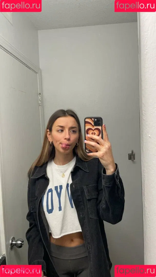 Sadie Mckenna Onlyfans Photo Gallery 