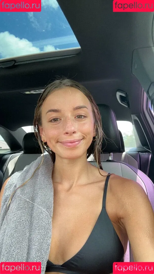Sadie Mckenna Onlyfans Photo Gallery 