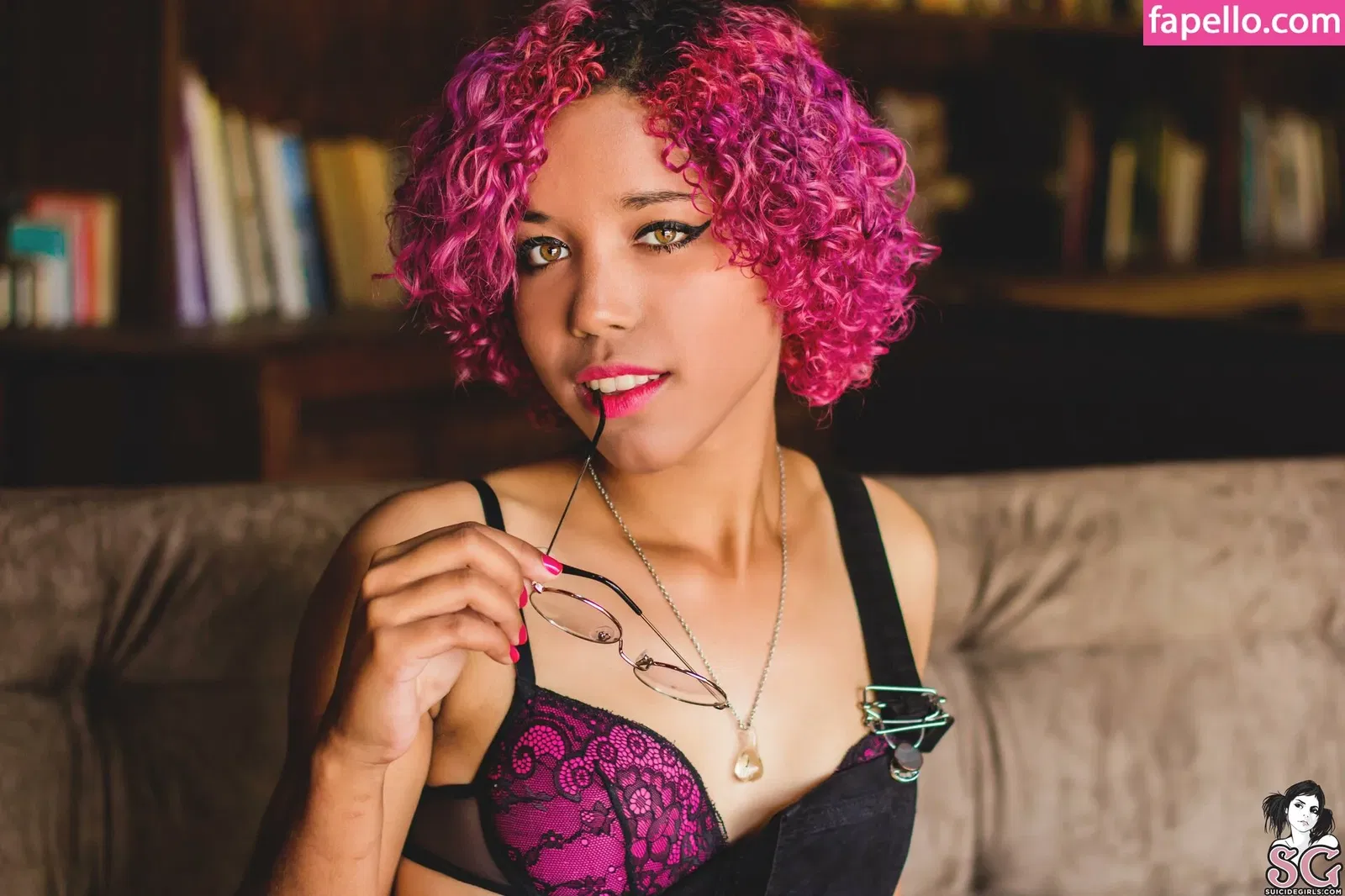 Leenda SG Onlyfans Photo Gallery 