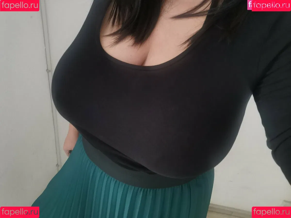NextDoorQueen Onlyfans Photo Gallery 