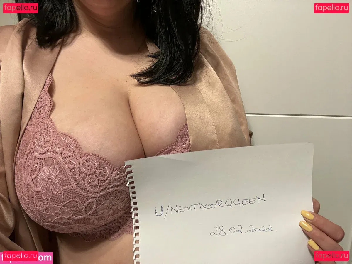 NextDoorQueen Onlyfans Photo Gallery 