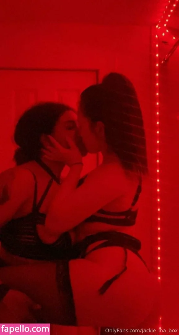 jackie_ina_box Onlyfans Photo Gallery 