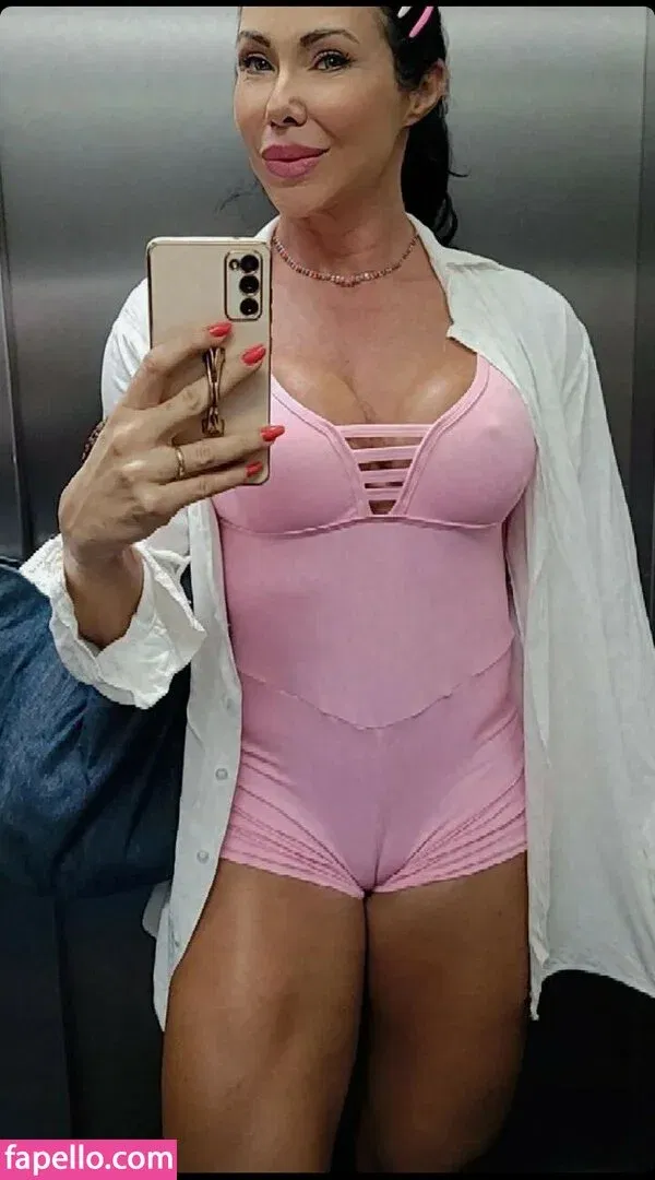 Lililifefit Onlyfans Photo Gallery 