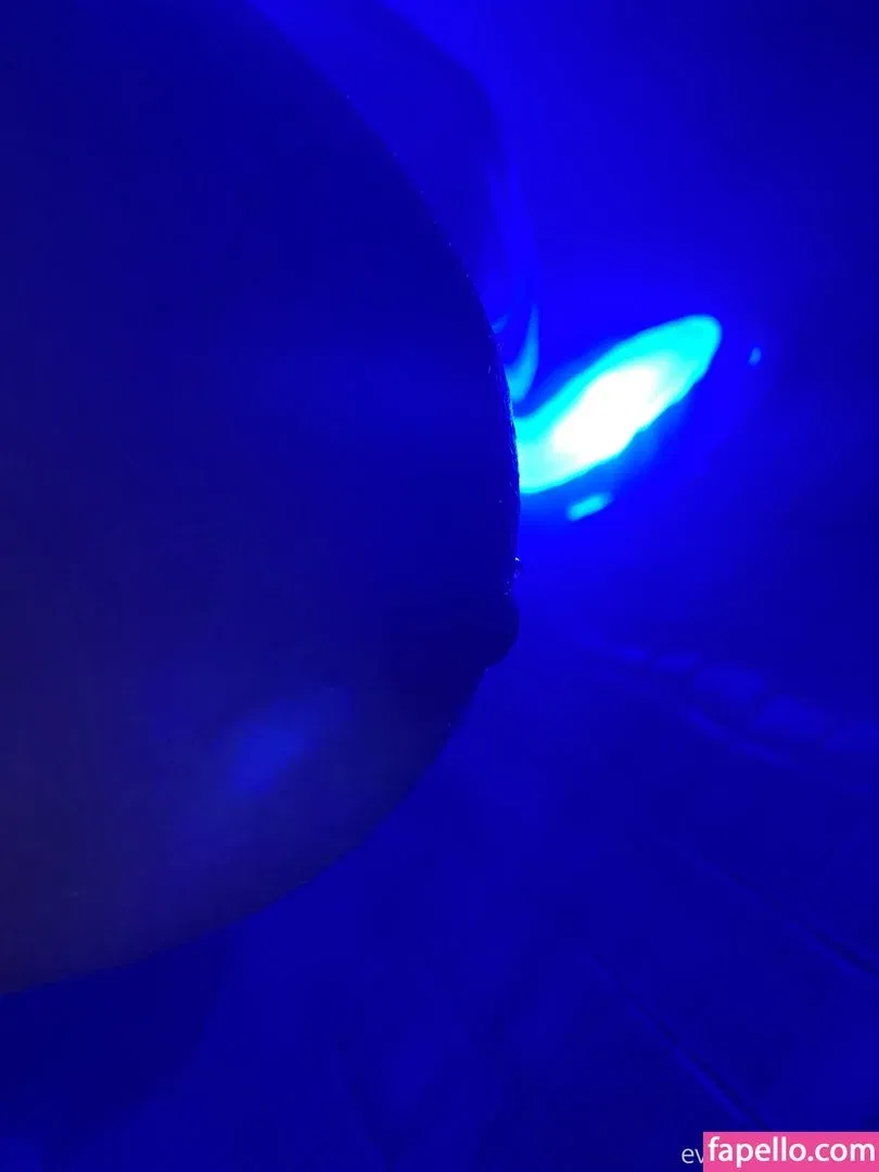 Evenink Onlyfans Photo Gallery 