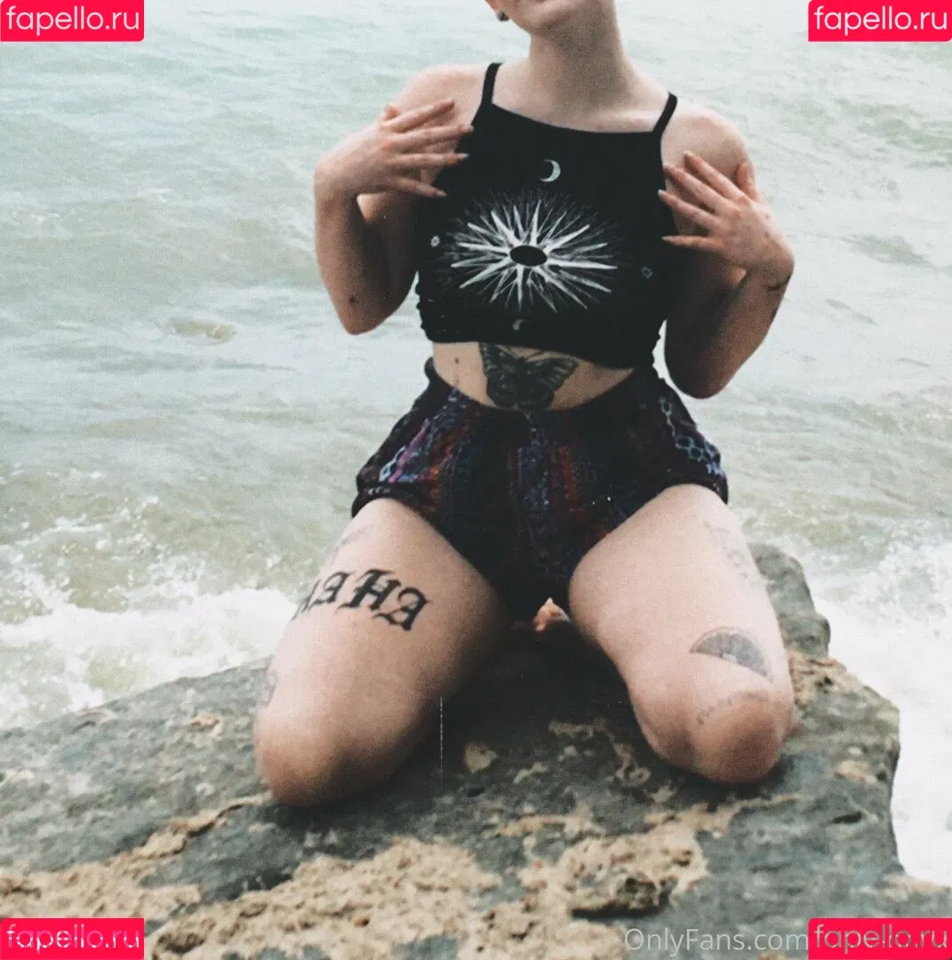 veeginas Onlyfans Photo Gallery 