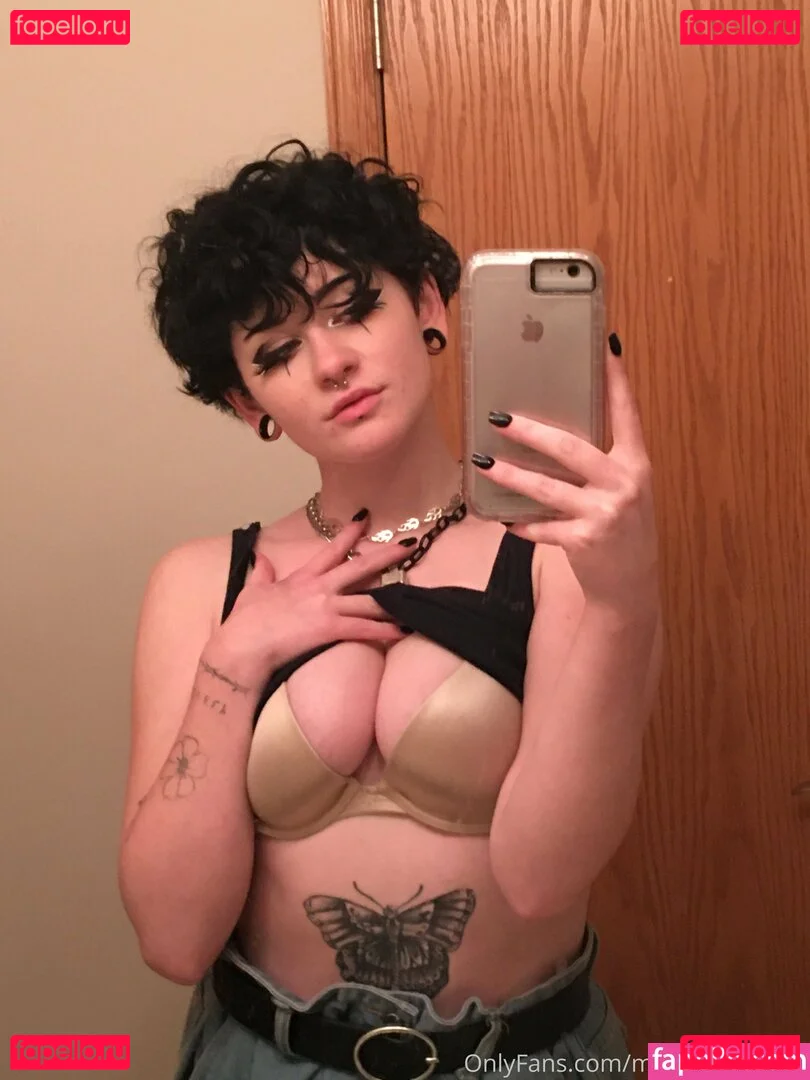 veeginas Onlyfans Photo Gallery 