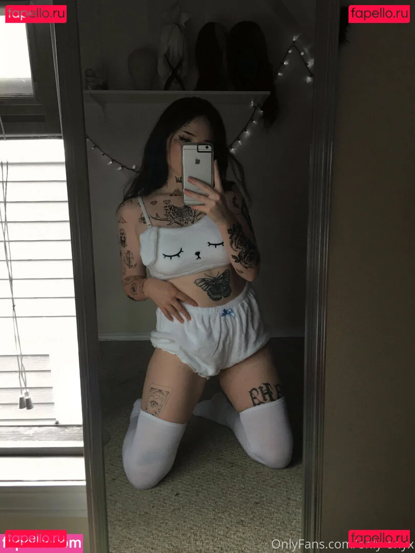 veeginas Onlyfans Photo Gallery 