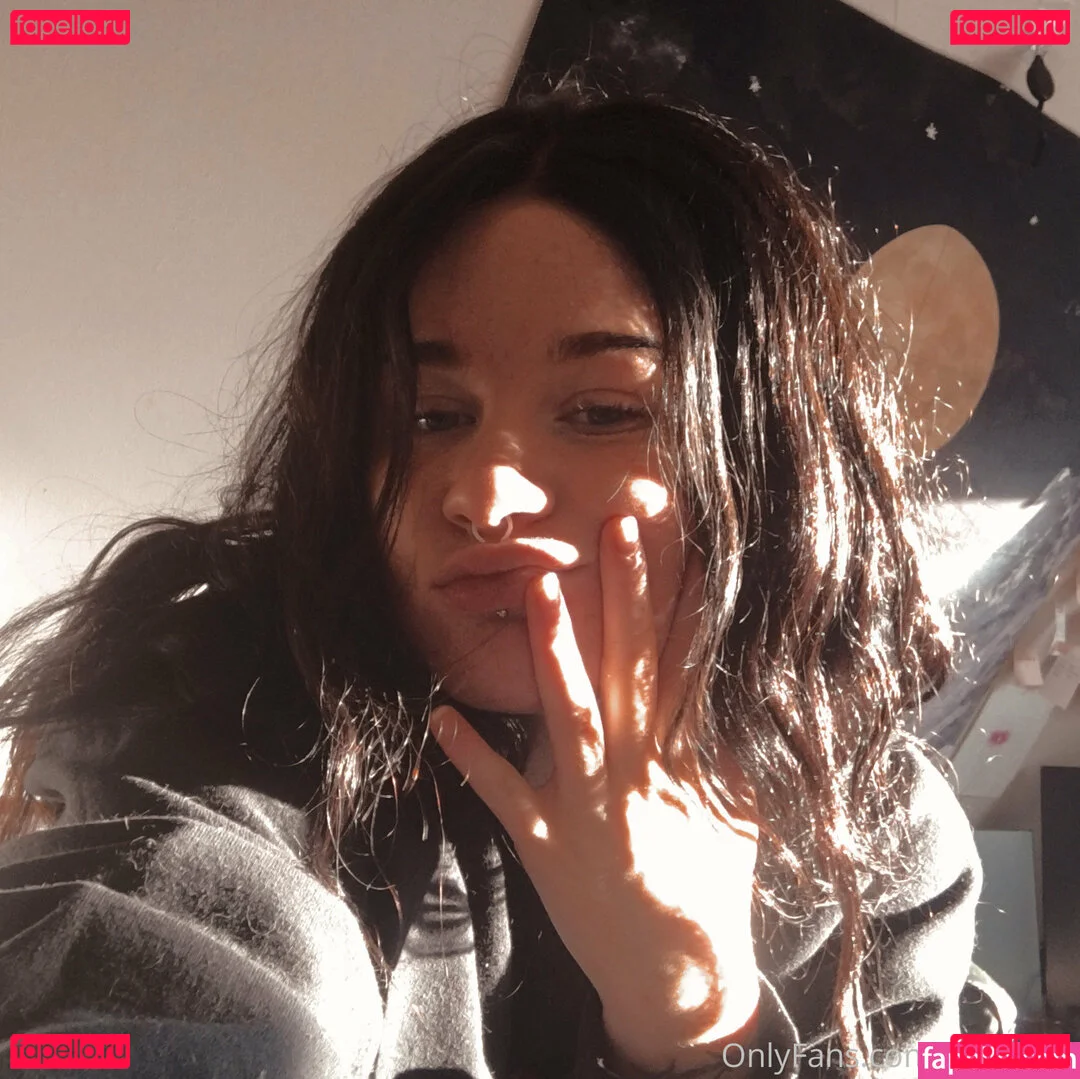 veeginas Onlyfans Photo Gallery 