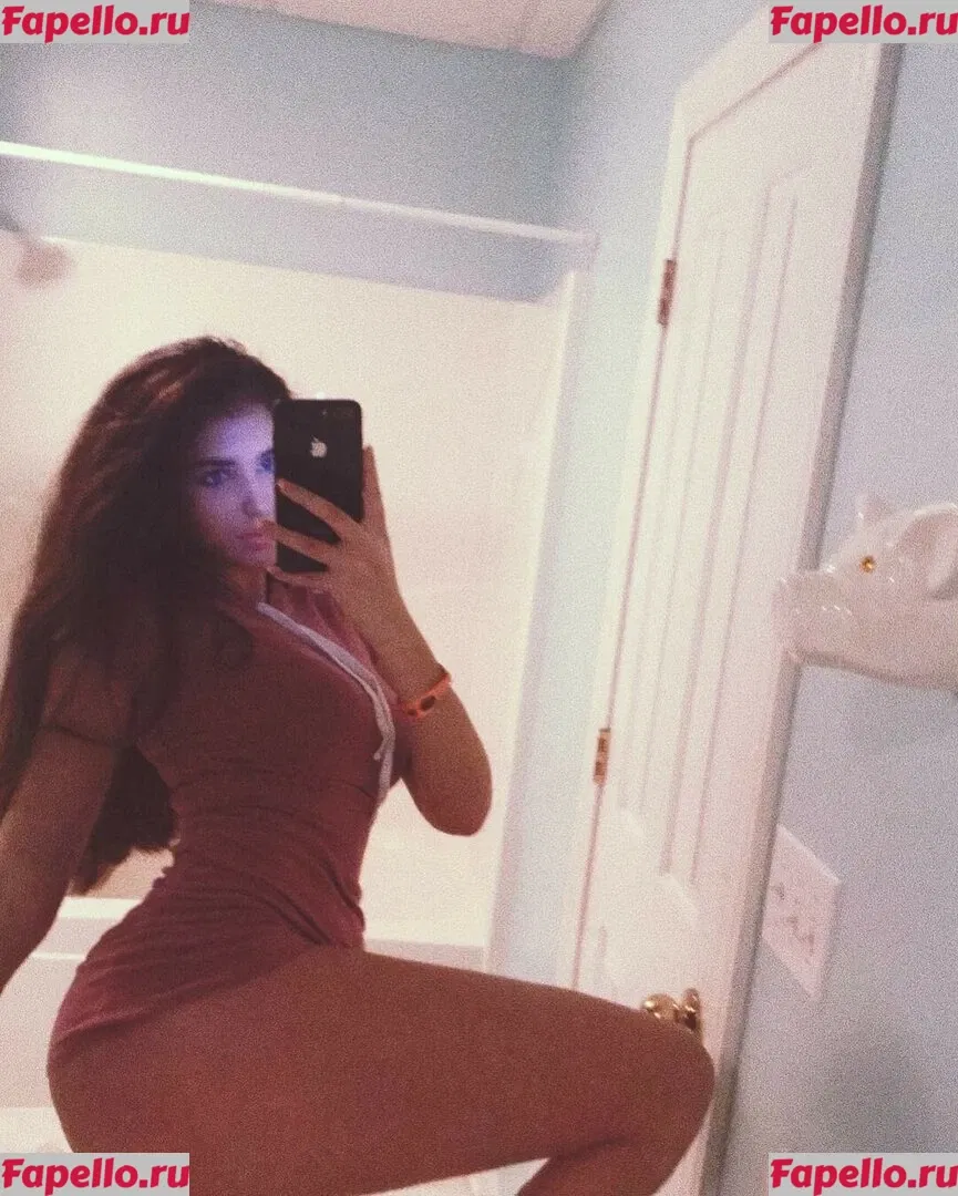 Brie Adeline Onlyfans Photo Gallery 