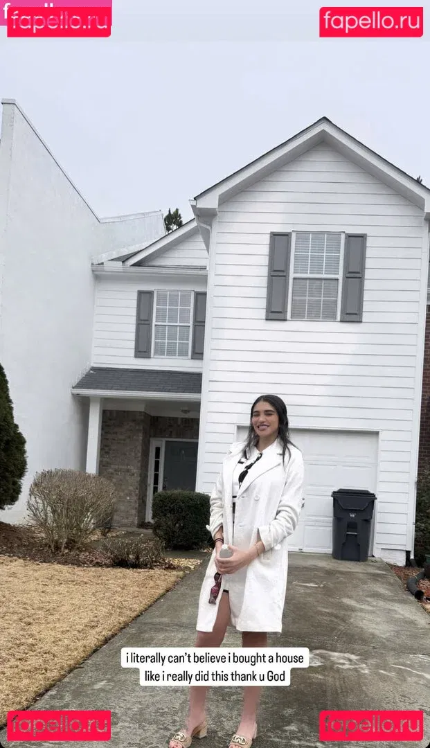 Brie Adeline Onlyfans Photo Gallery 