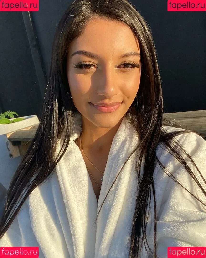 JasminX Onlyfans Photo Gallery 