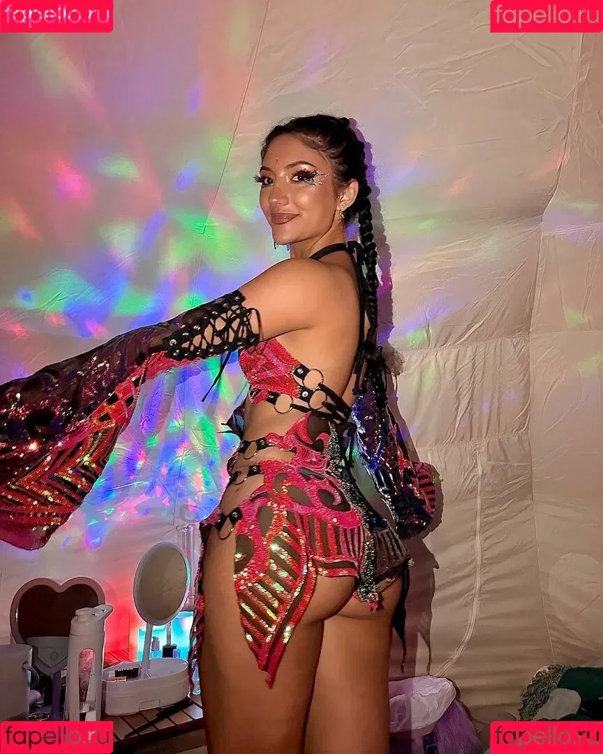 JasminX Onlyfans Photo Gallery 