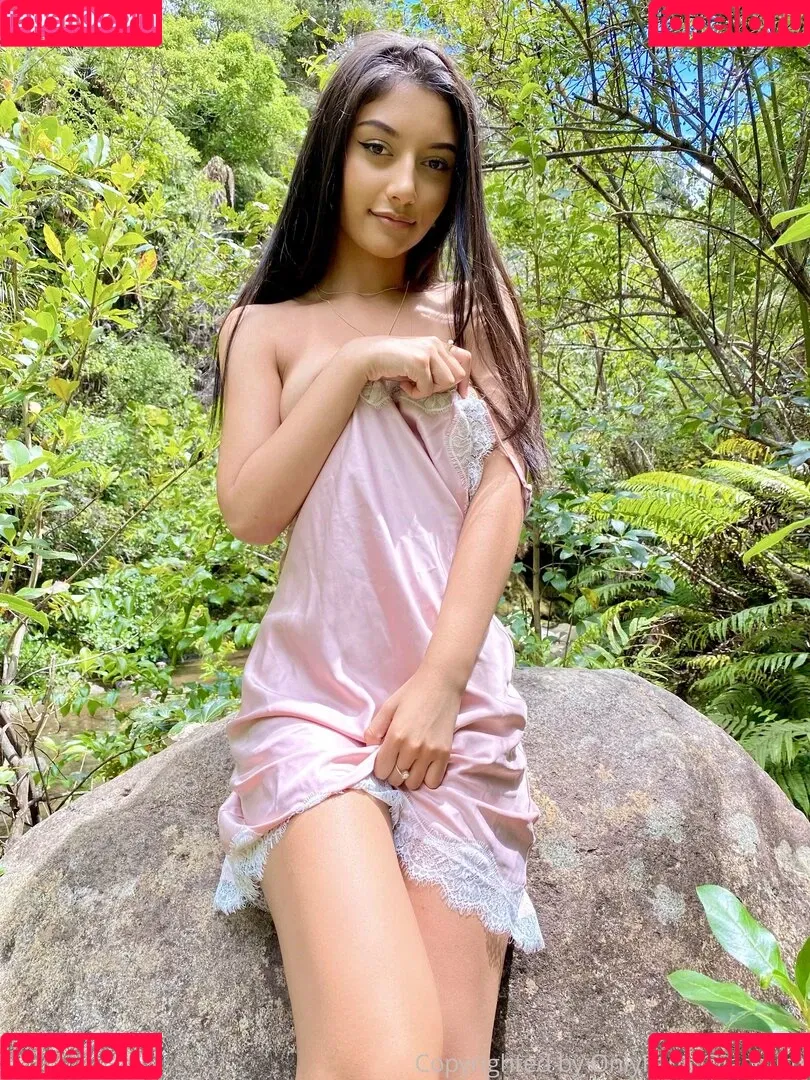 JasminX Onlyfans Photo Gallery 