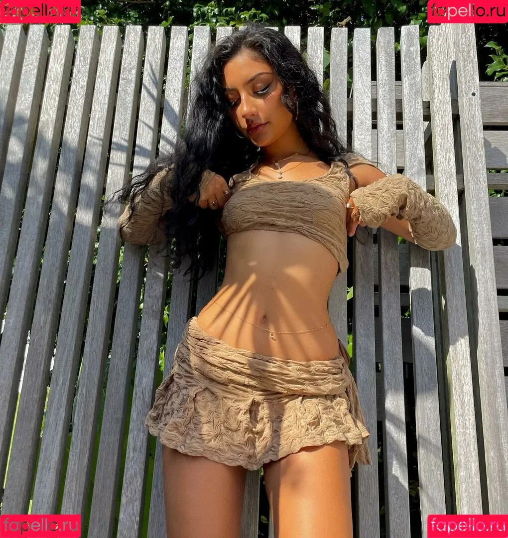 JasminX Onlyfans Photo Gallery 