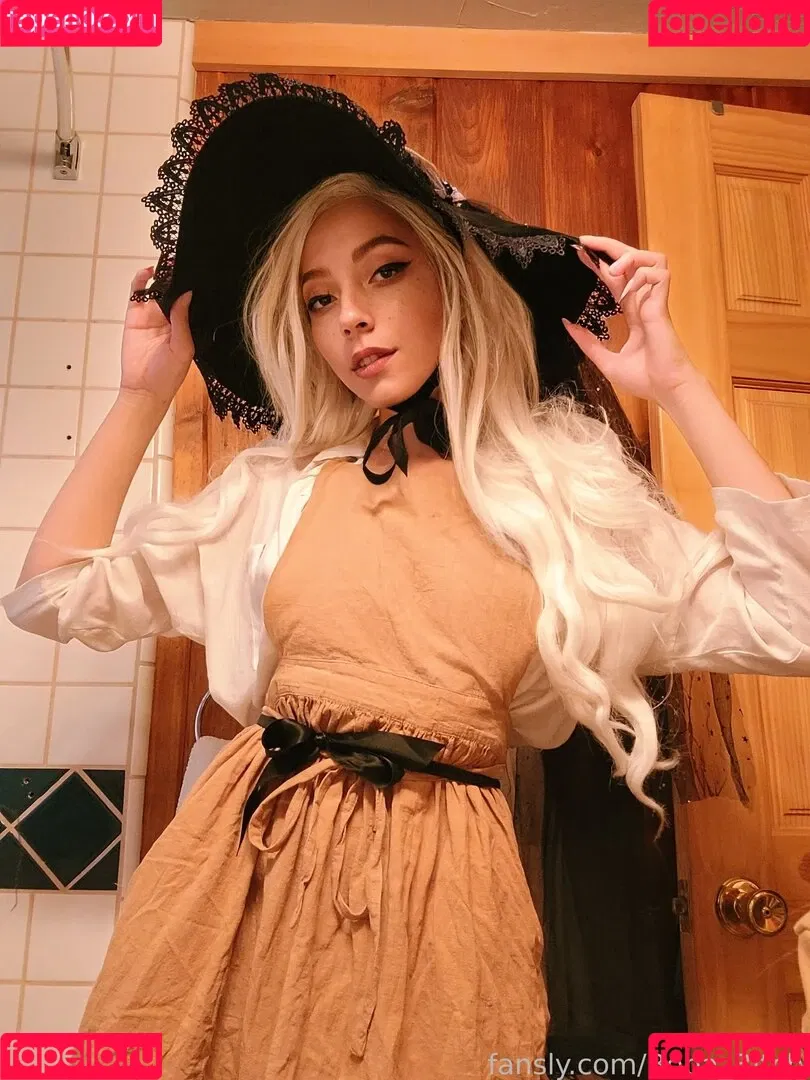 Boba Bitch Onlyfans Photo Gallery 