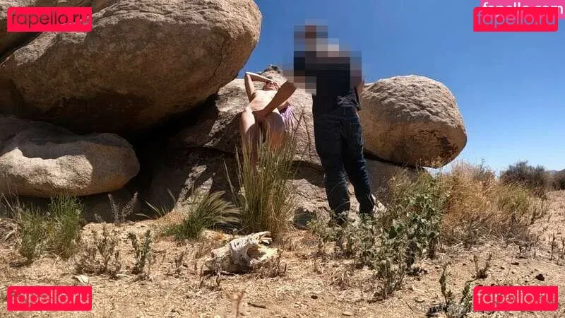 Boba Bitch Onlyfans Photo Gallery 