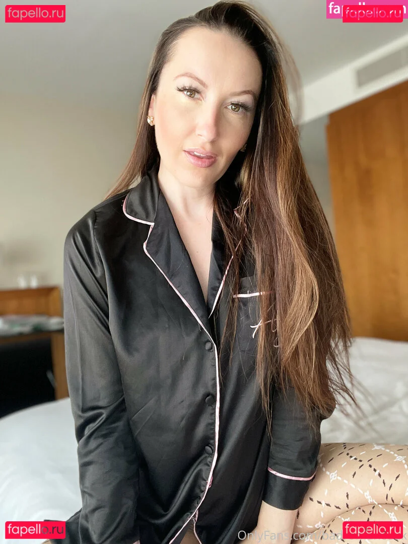 badromanceuk Onlyfans Photo Gallery 