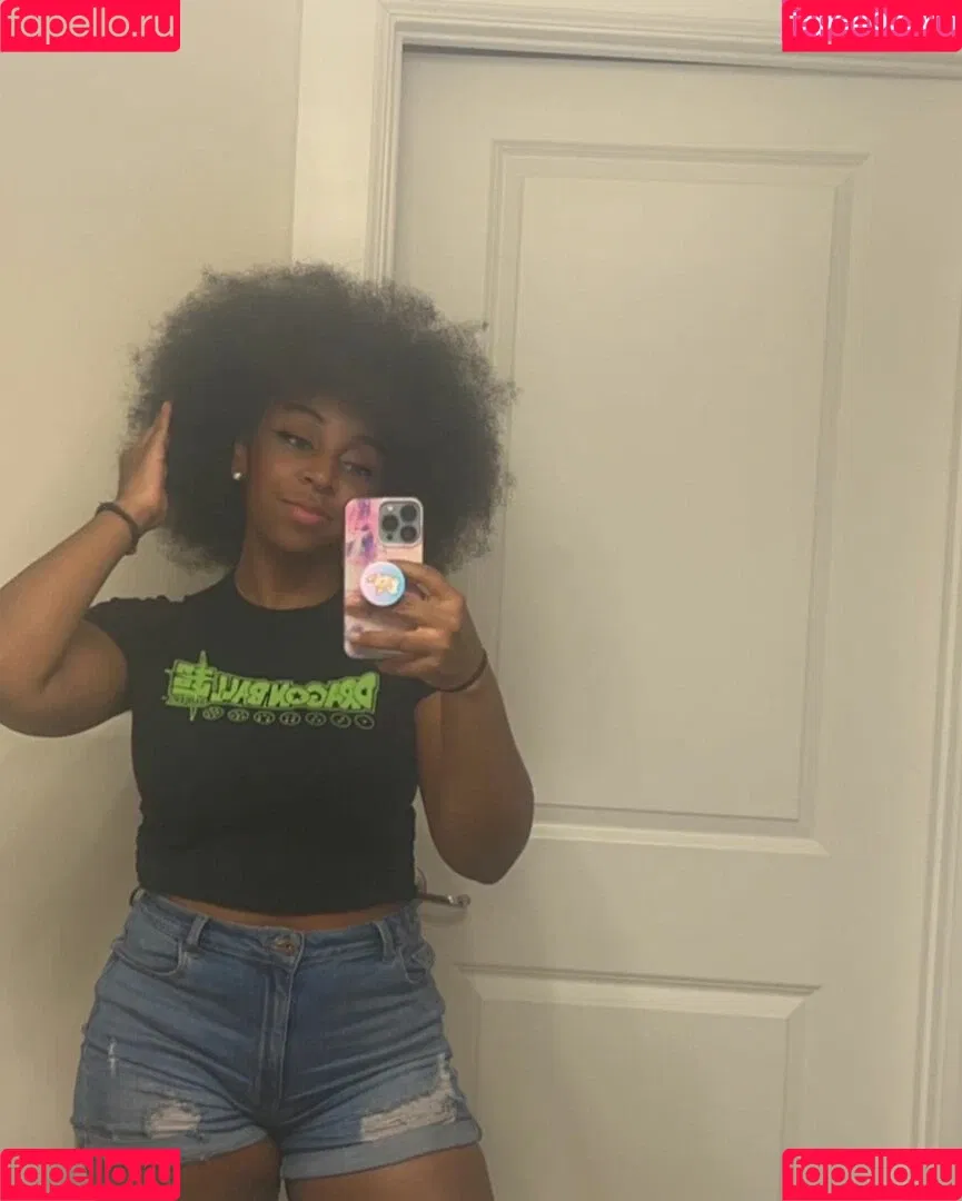 JazzyGuns Onlyfans Photo Gallery 