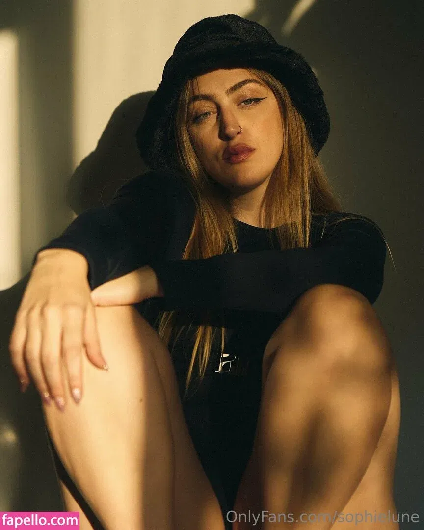sophielune Onlyfans Photo Gallery 