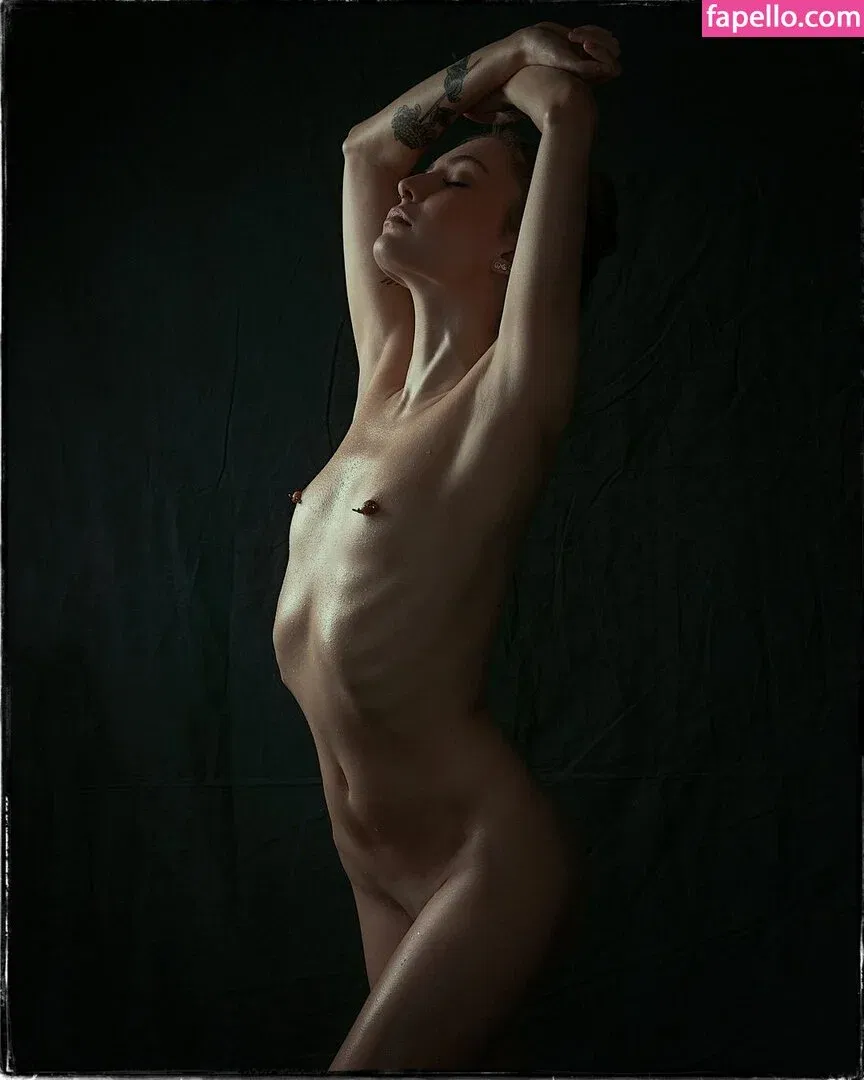 AsiaLily Onlyfans Photo Gallery 