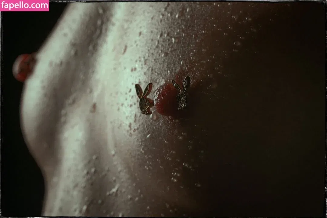 AsiaLily Onlyfans Photo Gallery 