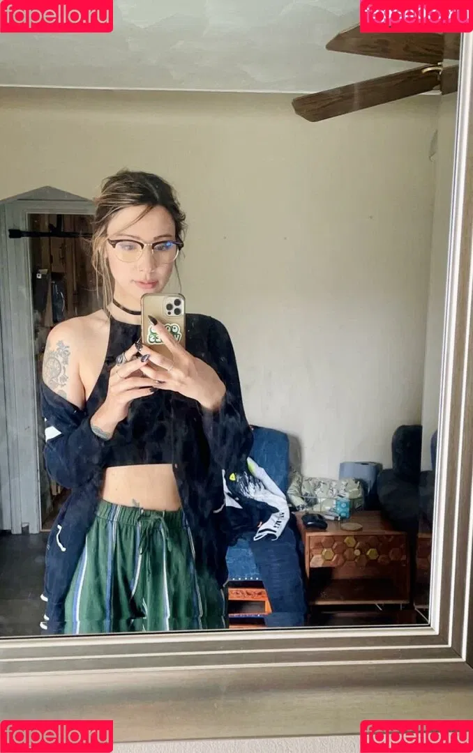 Laceyisanerd Onlyfans Photo Gallery 
