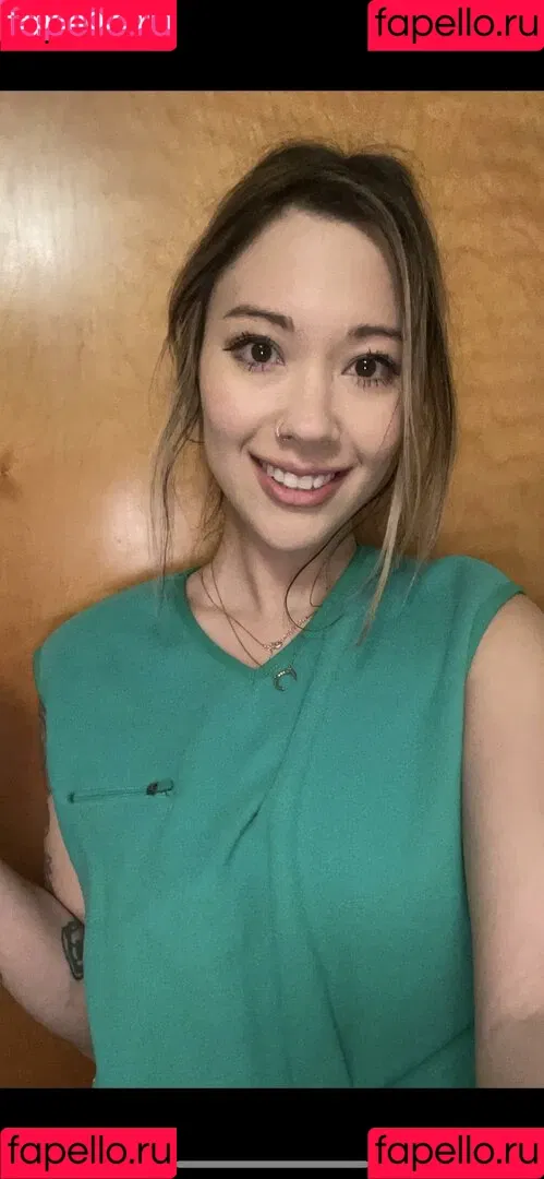 Laceyisanerd Onlyfans Photo Gallery 
