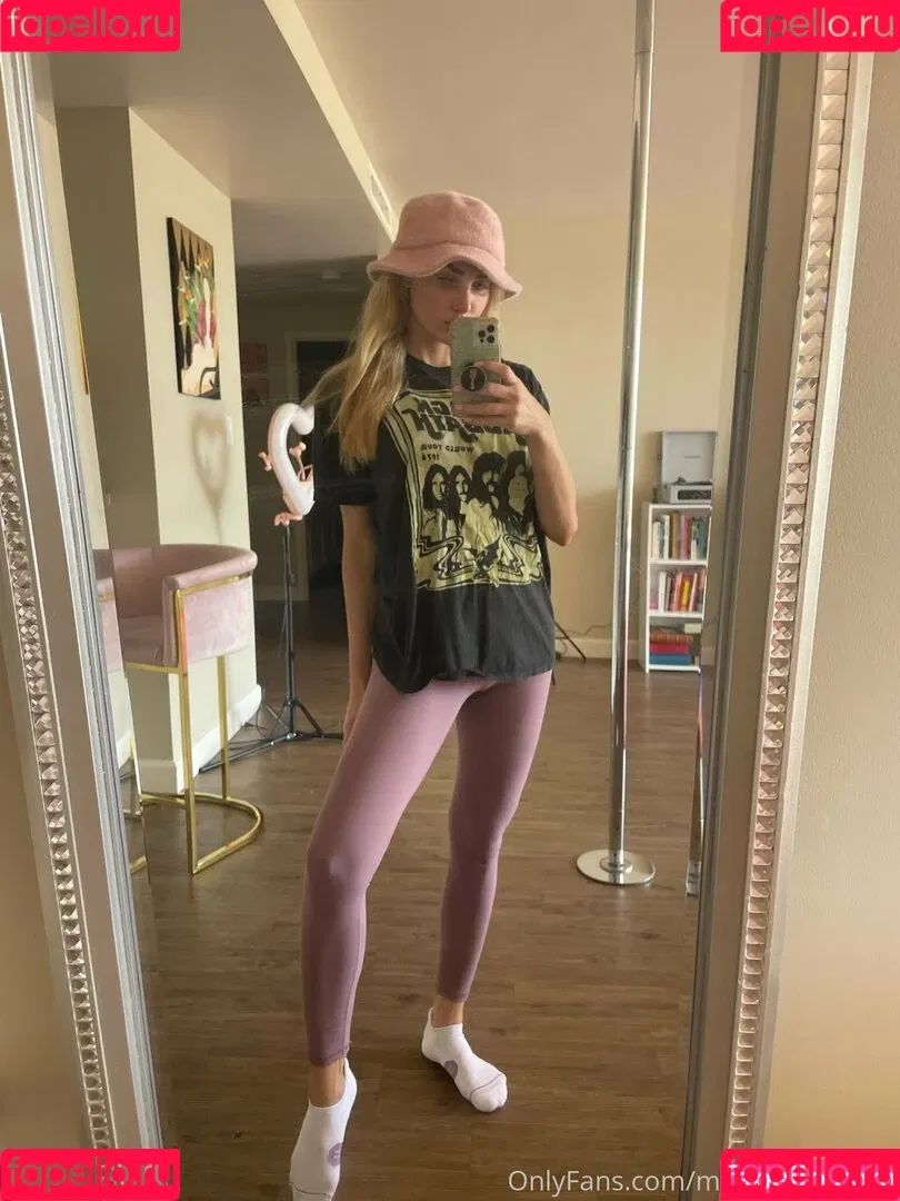 misskenzieanne Onlyfans Photo Gallery 