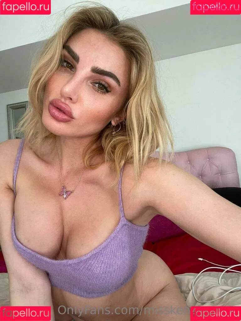 misskenzieanne Onlyfans Photo Gallery 