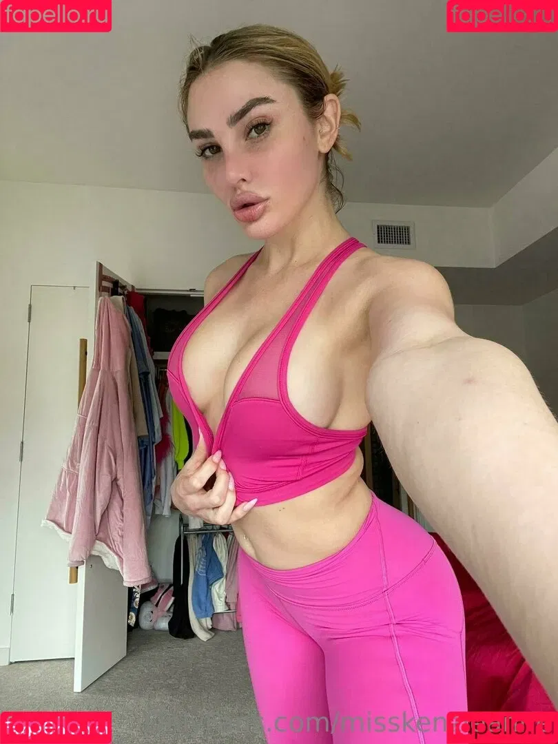 misskenzieanne Onlyfans Photo Gallery 
