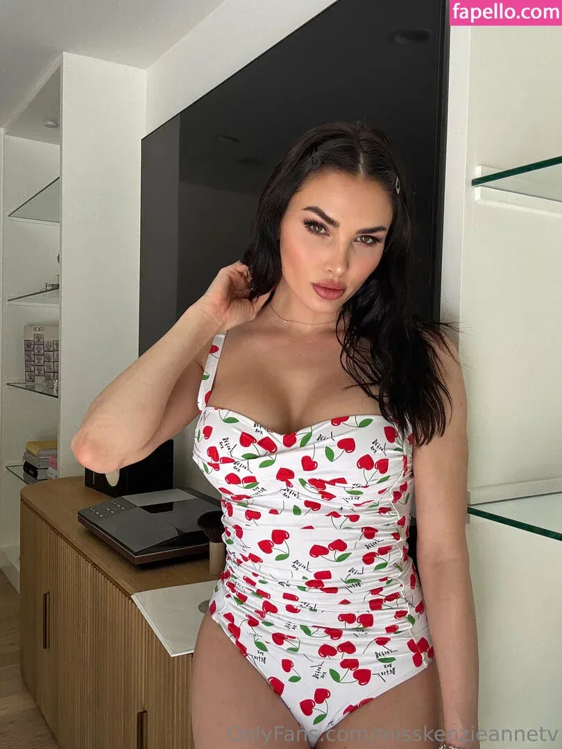 misskenzieanne Onlyfans Photo Gallery 
