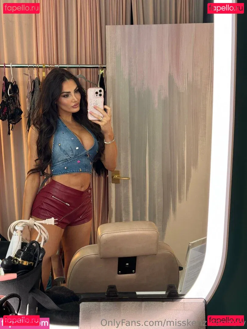 misskenzieanne Onlyfans Photo Gallery 