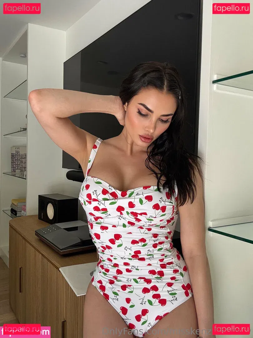 misskenzieanne Onlyfans Photo Gallery 