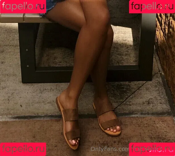 fineislandfeet Onlyfans Photo Gallery 