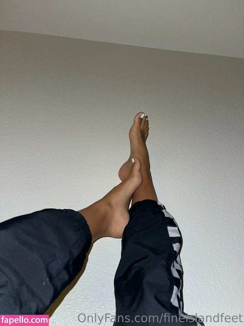 fineislandfeet Onlyfans Photo Gallery 