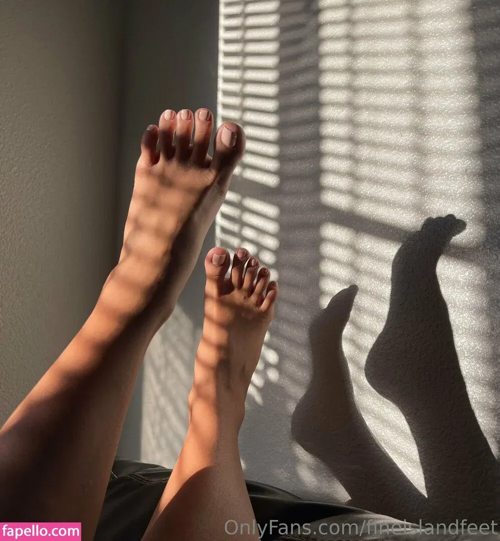 fineislandfeet Onlyfans Photo Gallery 